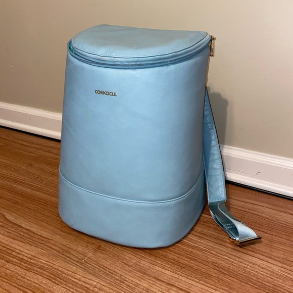 corkcicle backpack cooler